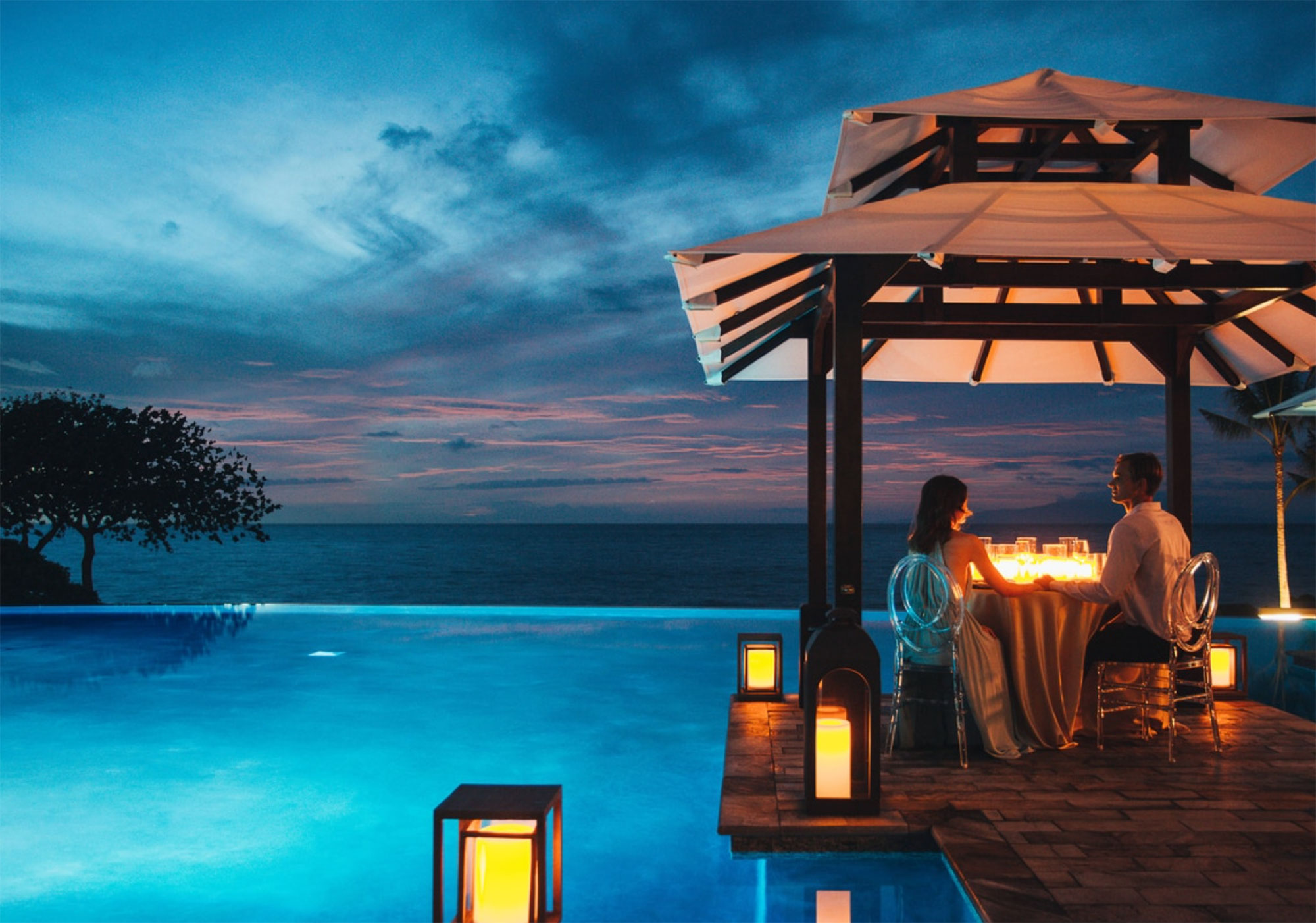 Private-Cabana-Dining Private Cabana Dining